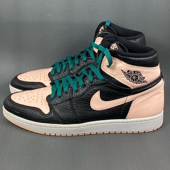 Nike Air Jordan 1 Retro High OG Crimson Tint Sneaker Shoes mens size 10 - Picture 2 of 10